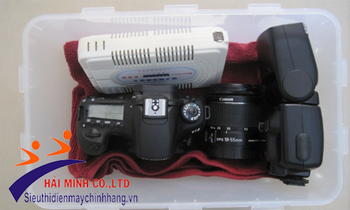 Bảo quản máy ảnh chống ẩm